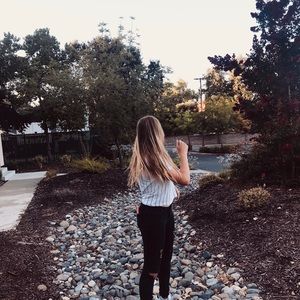 Meet your Posher, Val